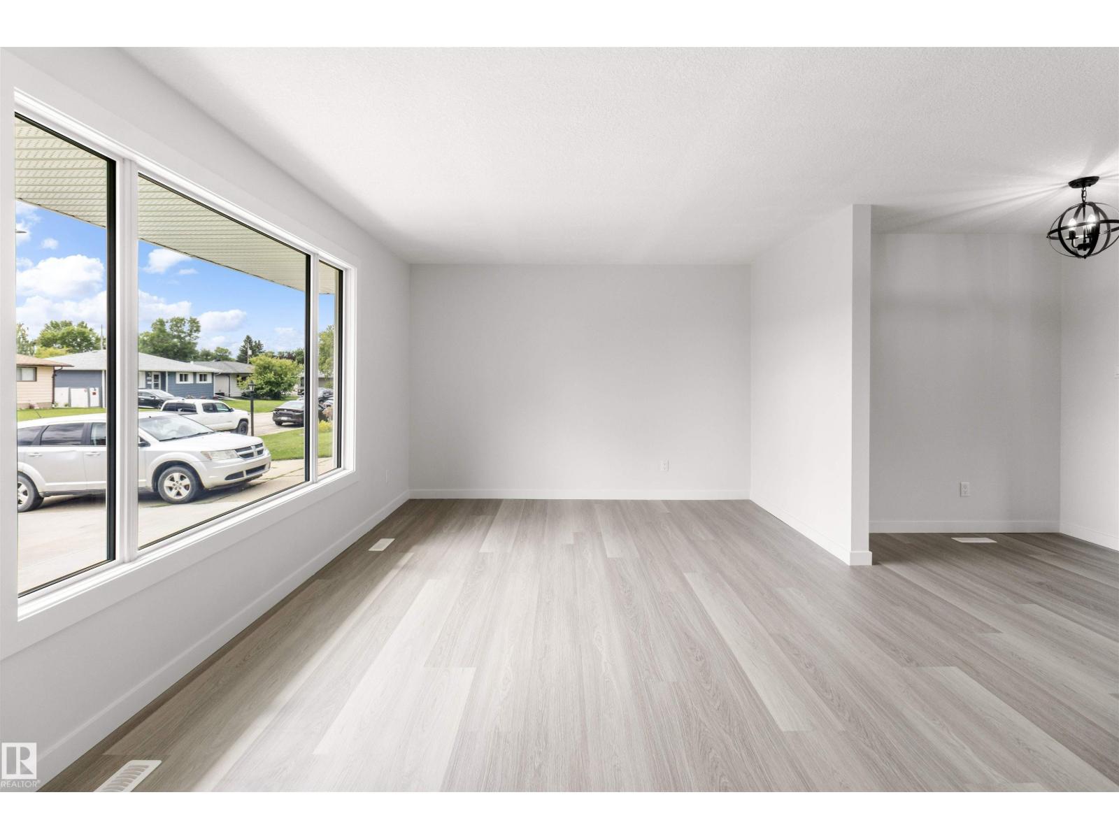 875 JUNIPER AV, Sherwood Park