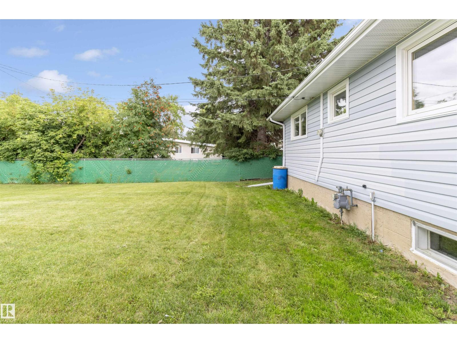 875 JUNIPER AV, Sherwood Park