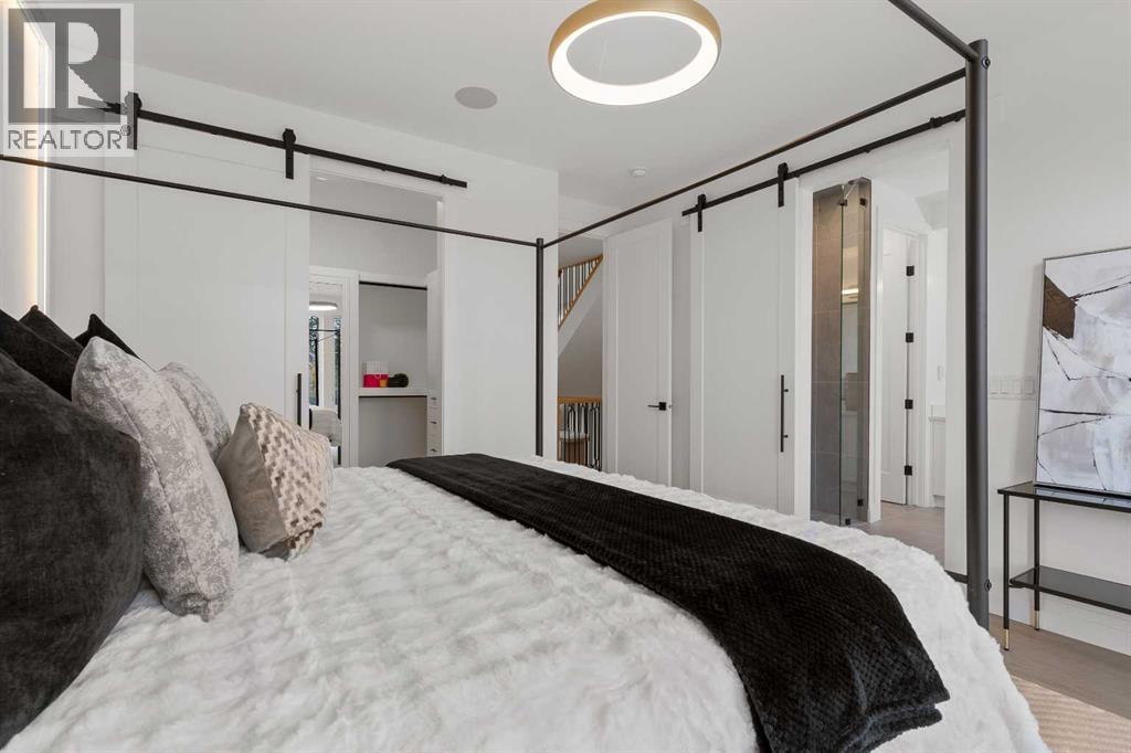 Single Family House for Sale in   Street NW Parkdale Calgary 