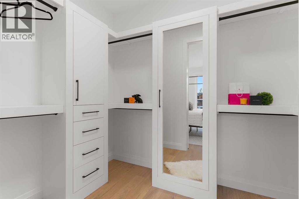 Single Family House for Sale in   Street NW Parkdale Calgary 