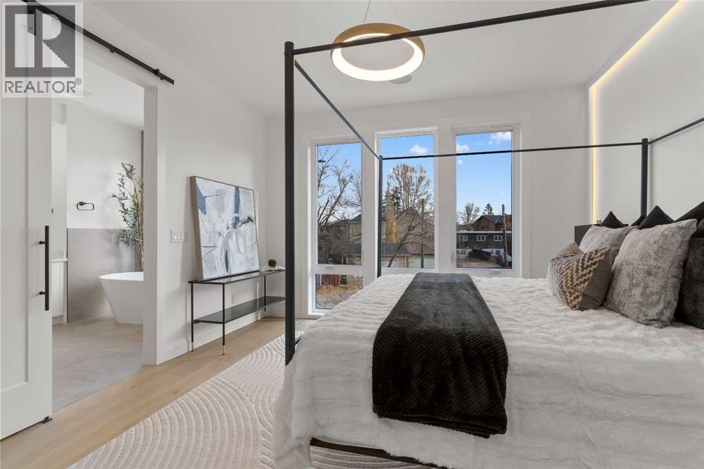 Single Family House for Sale in   Street NW Parkdale Calgary 