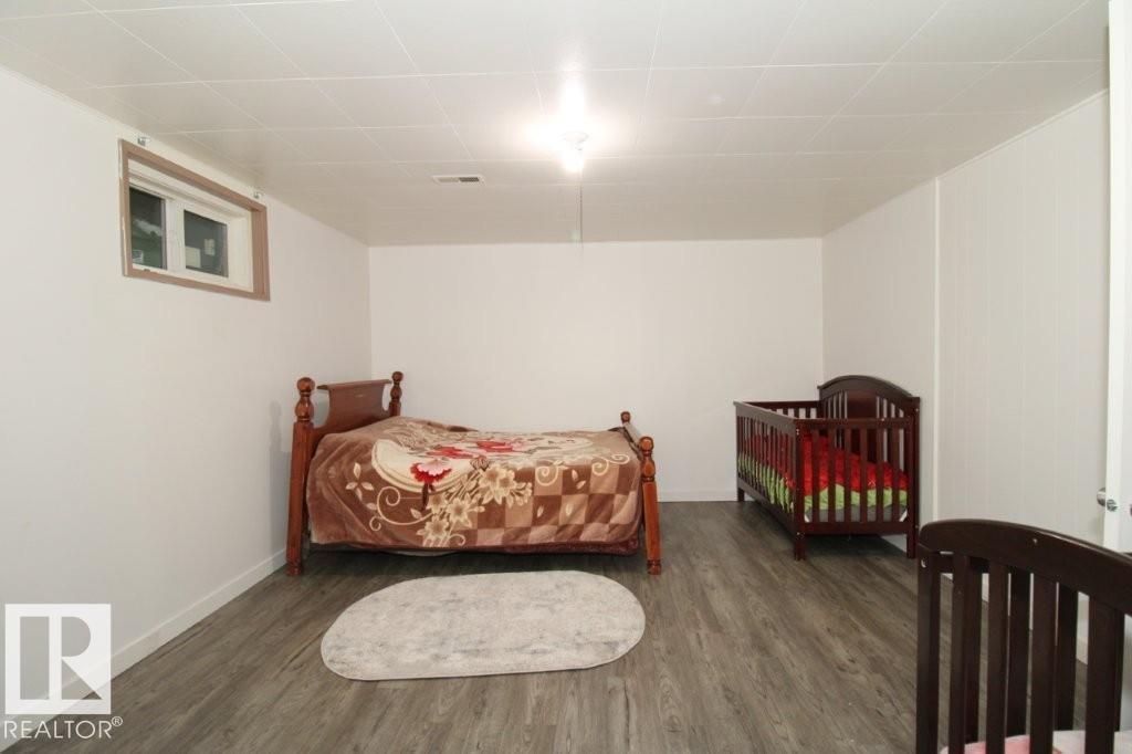 12111 137 AV NW, Edmonton