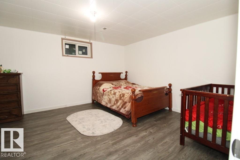 12111 137 AV NW, Edmonton