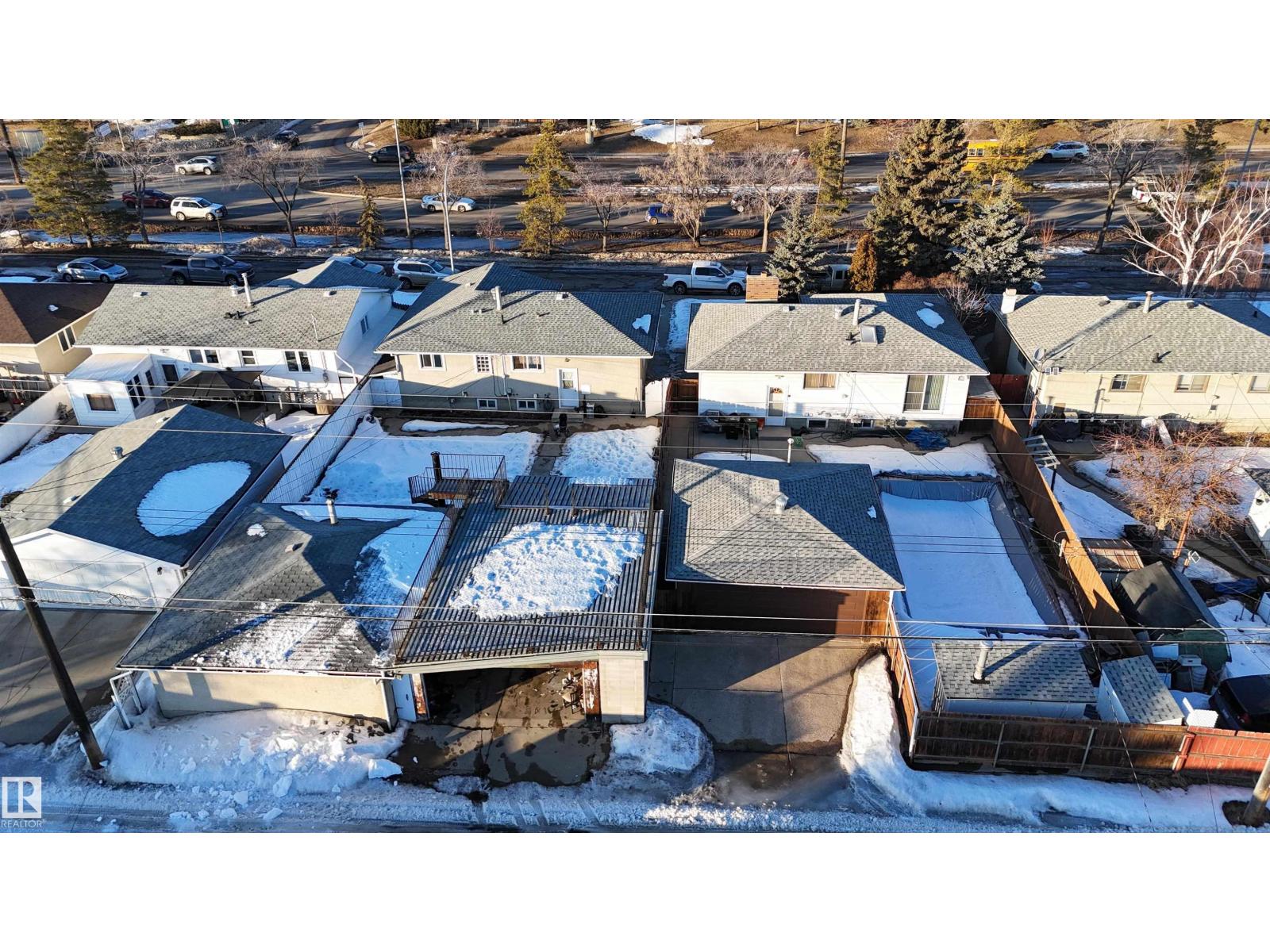 12111 137 AV NW, Edmonton