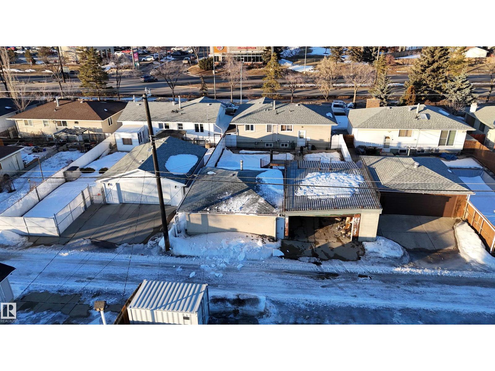 12111 137 AV NW, Edmonton