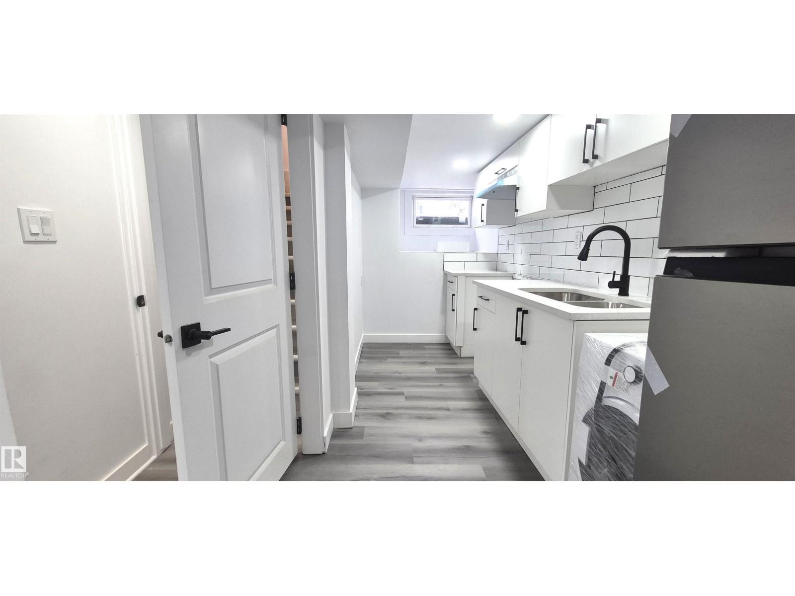 11426 84 ST NW, Edmonton