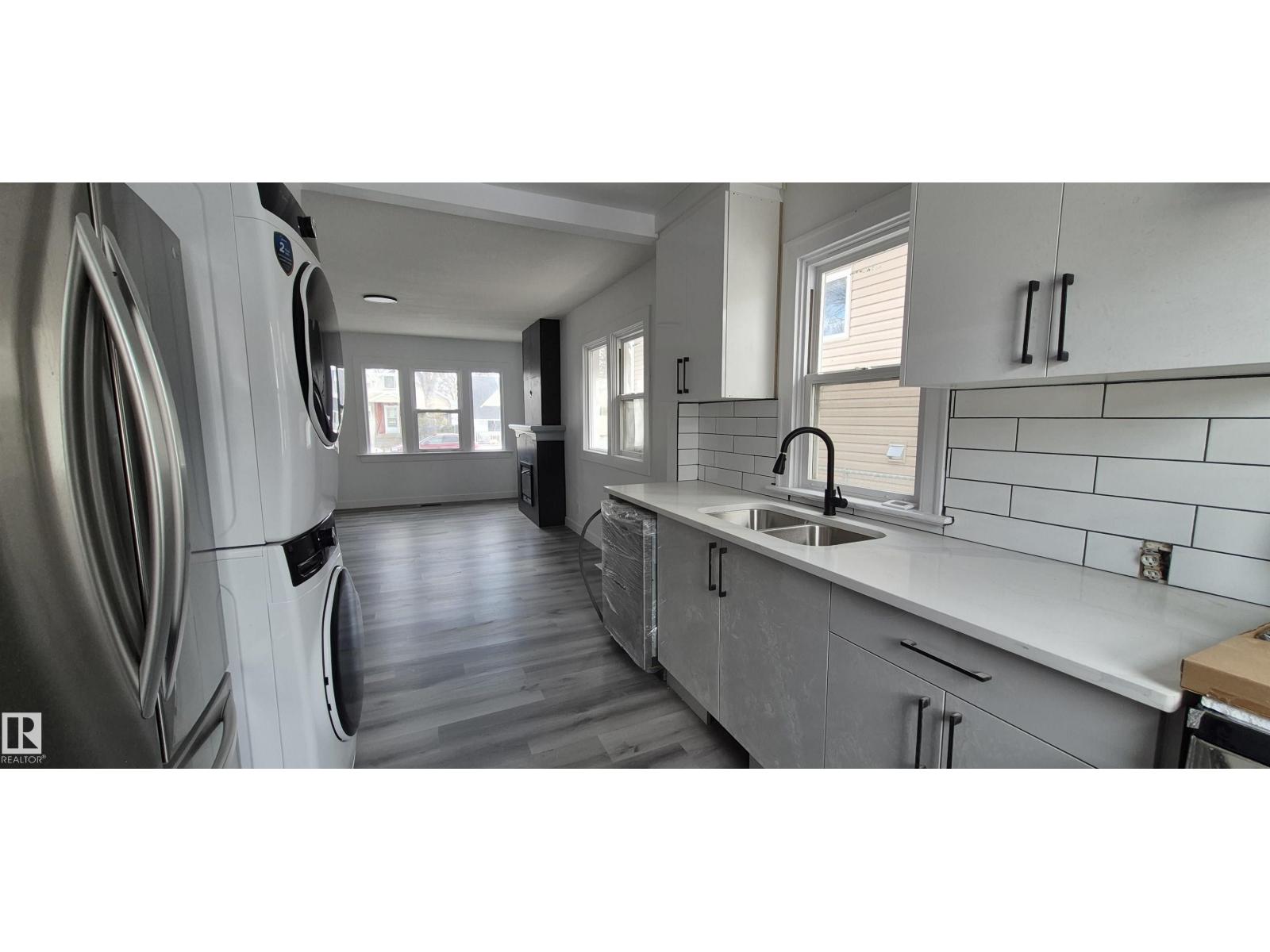 11426 84 ST NW, Edmonton