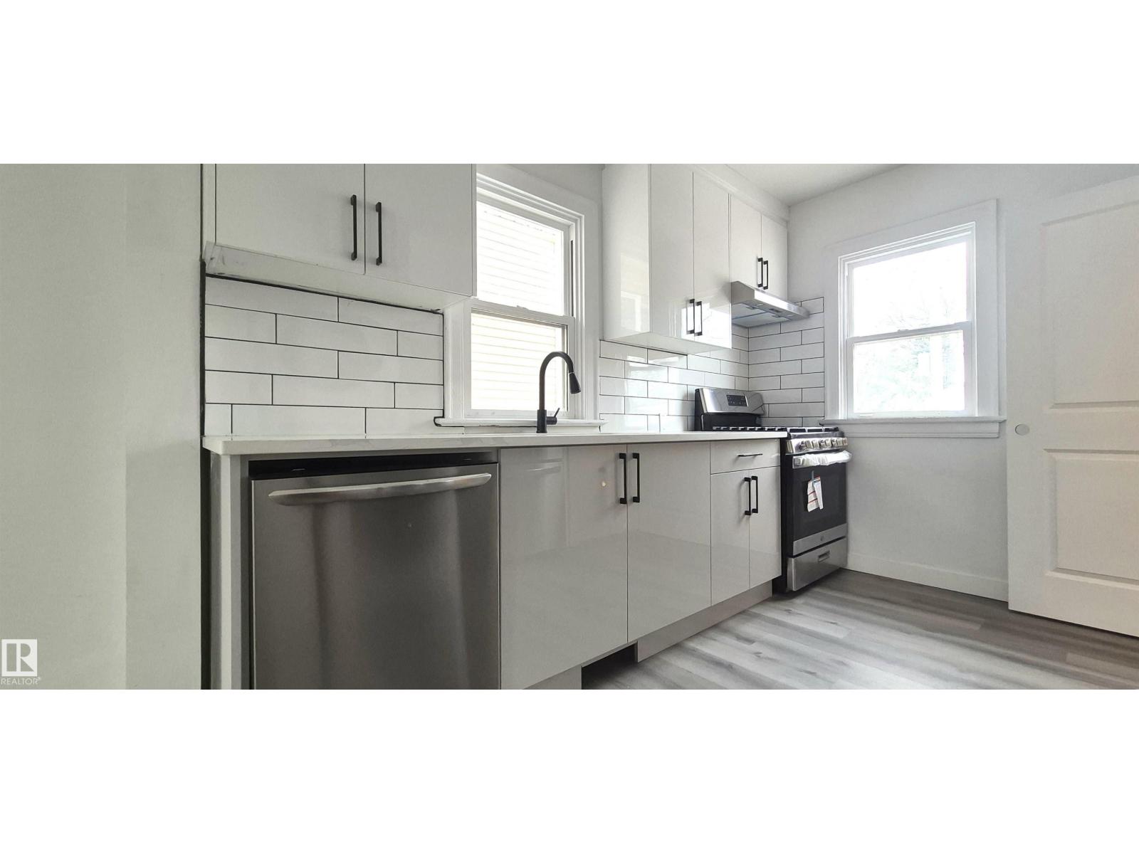 11426 84 ST NW, Edmonton