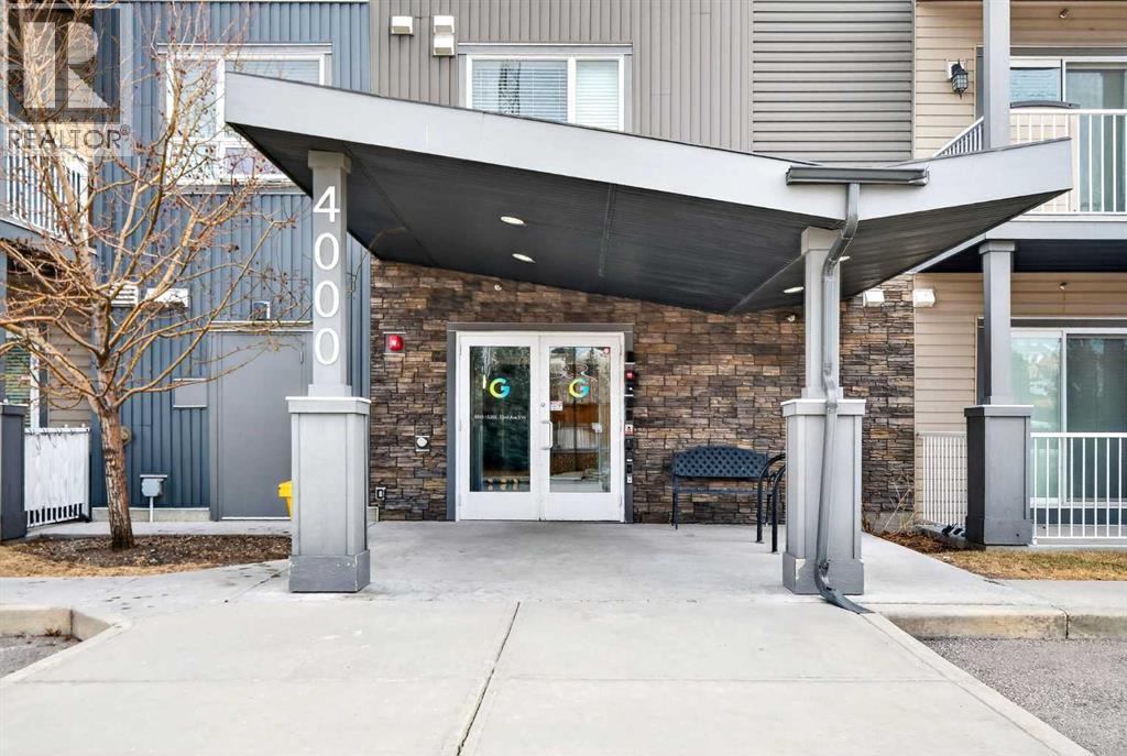 Single Family House for Sale in    Avenue SW Glenbrook Calgary 