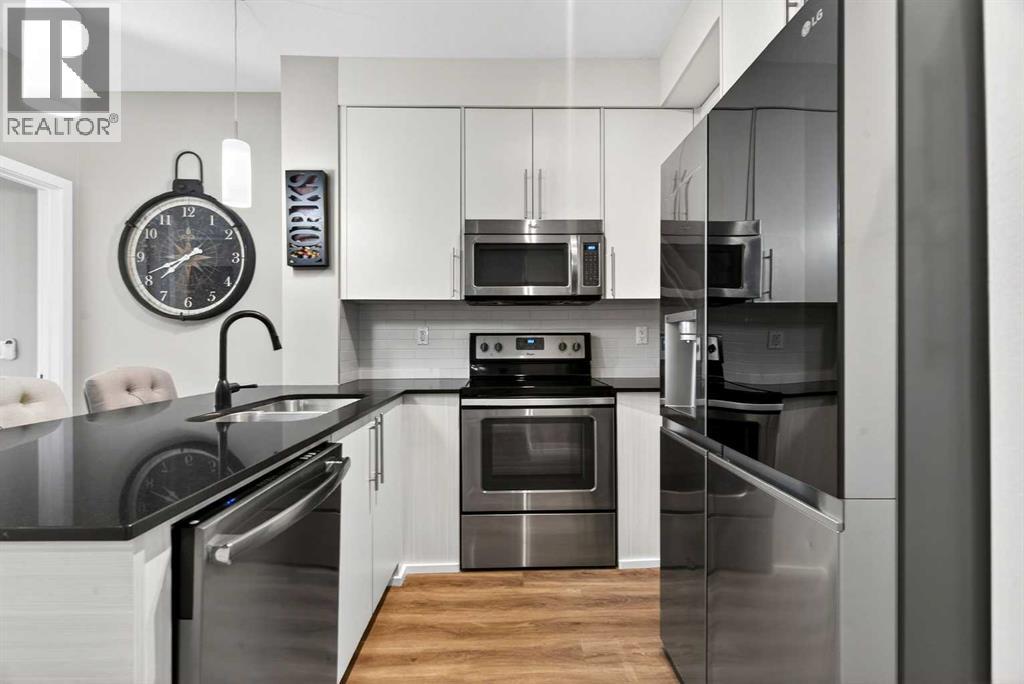 Single Family House for Sale in    Avenue SW Glenbrook Calgary 