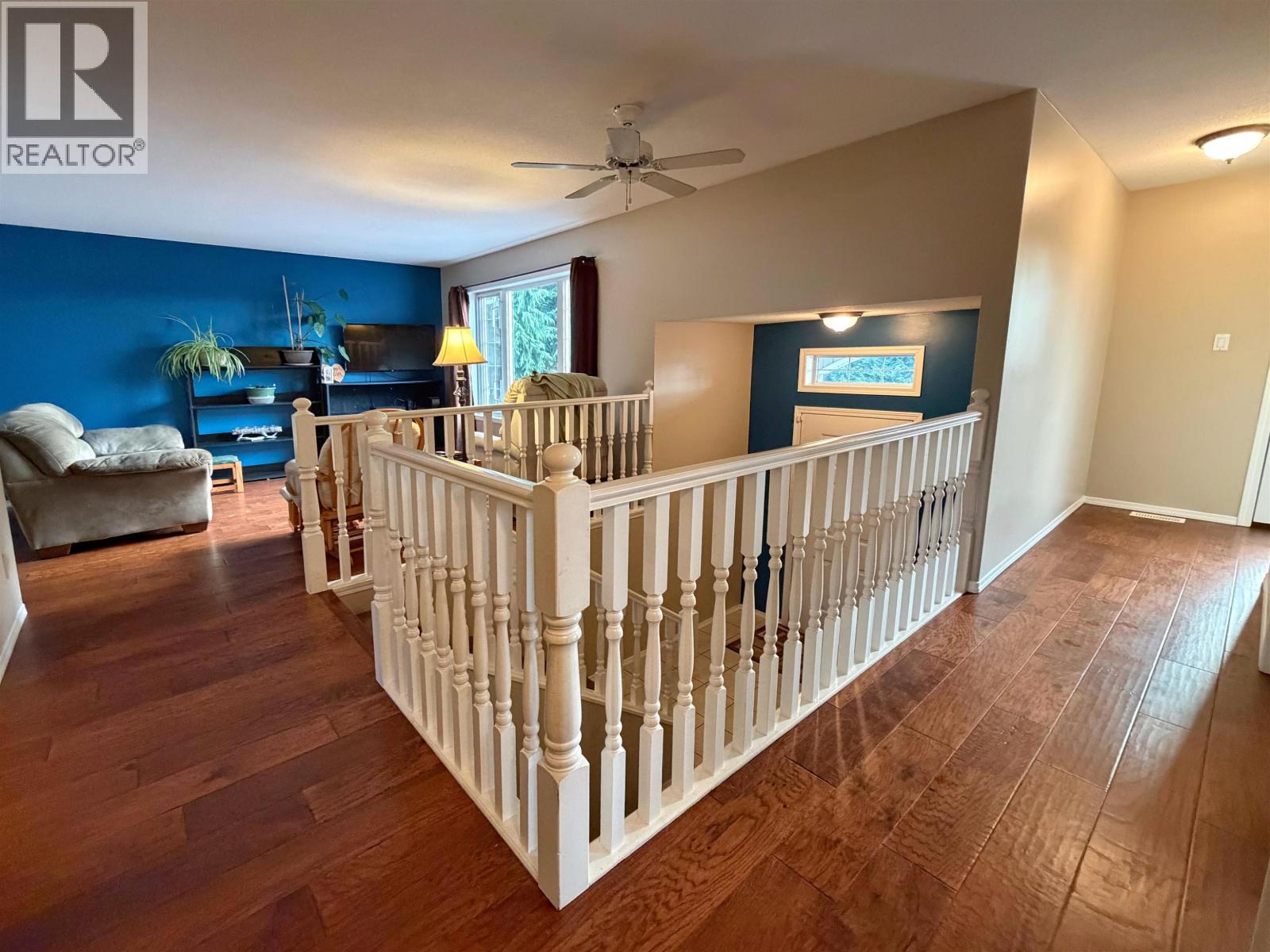 915 JUBILEE DRIVE - 15