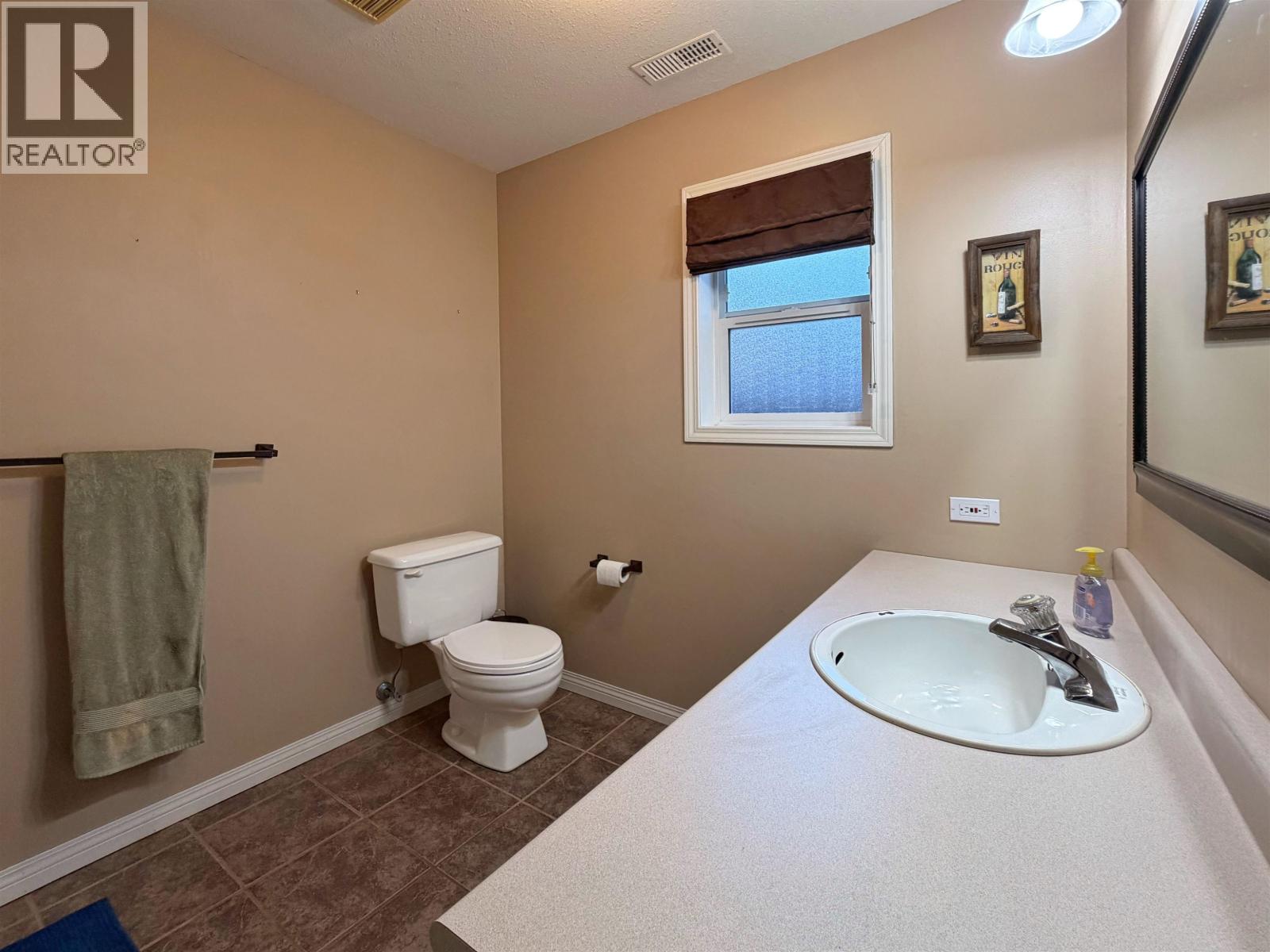 915 JUBILEE DRIVE - 24