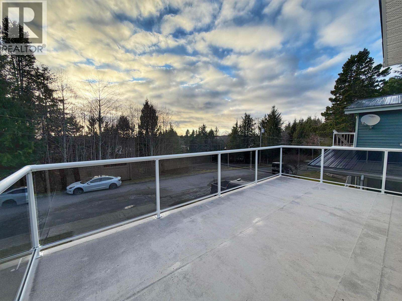 915 JUBILEE DRIVE - 26