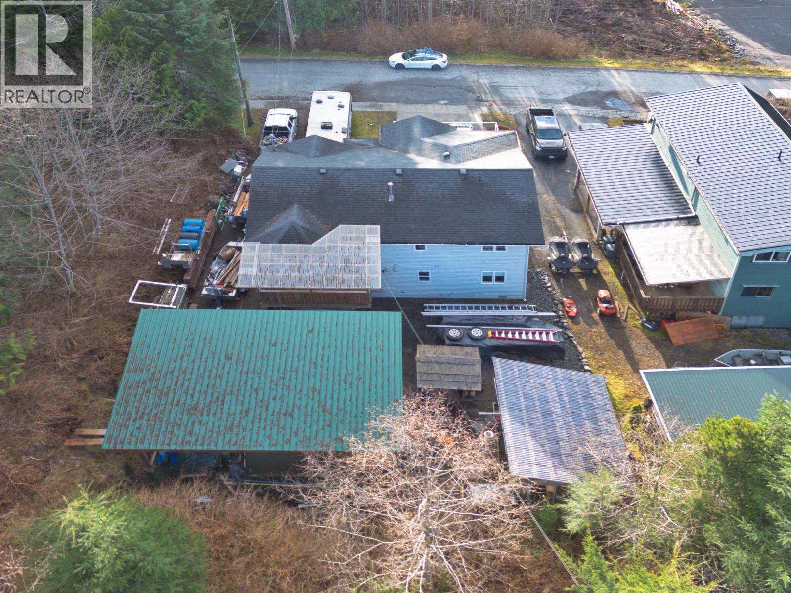 915 JUBILEE DRIVE - 27