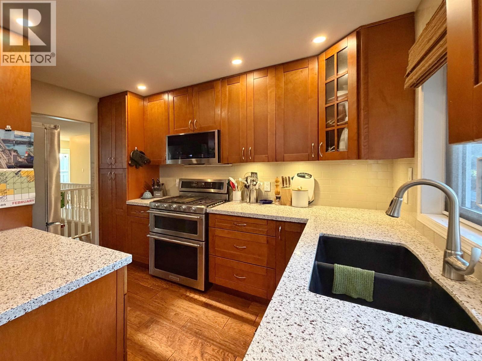 915 JUBILEE DRIVE - 4