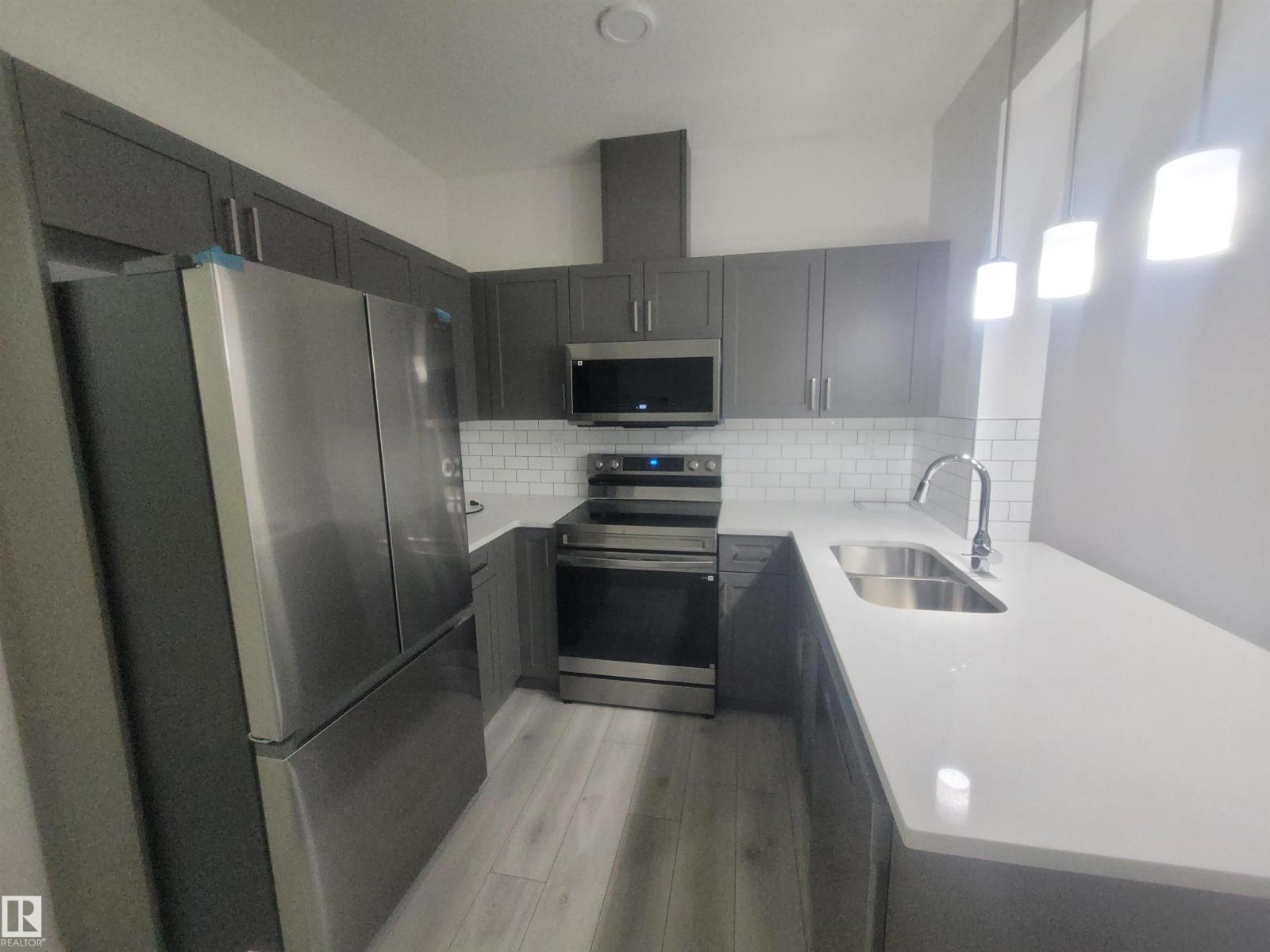 #48 2710 66 ST SW - 8