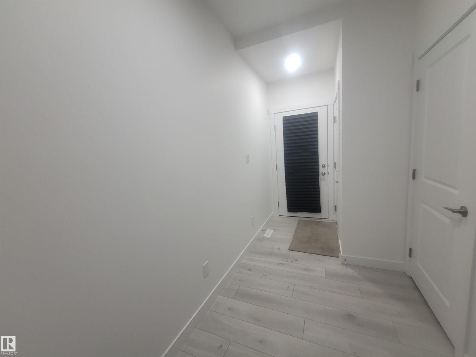 #48 2710 66 ST SW - 28