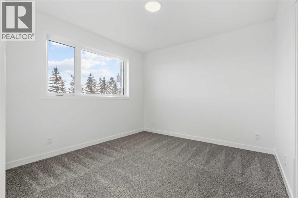 Single Family House for Sale in   Avenue SE Belvedere Calgary 