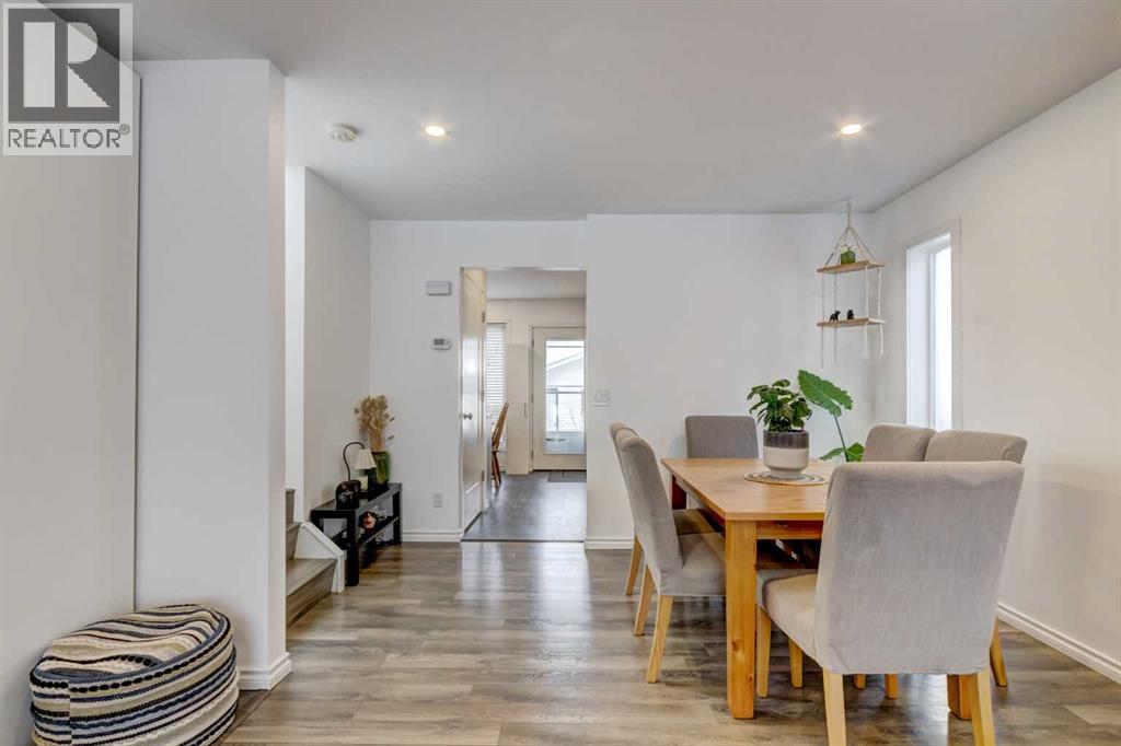 Single Family House for Sale in  Rivercrest Circle SE Riverbend Calgary 