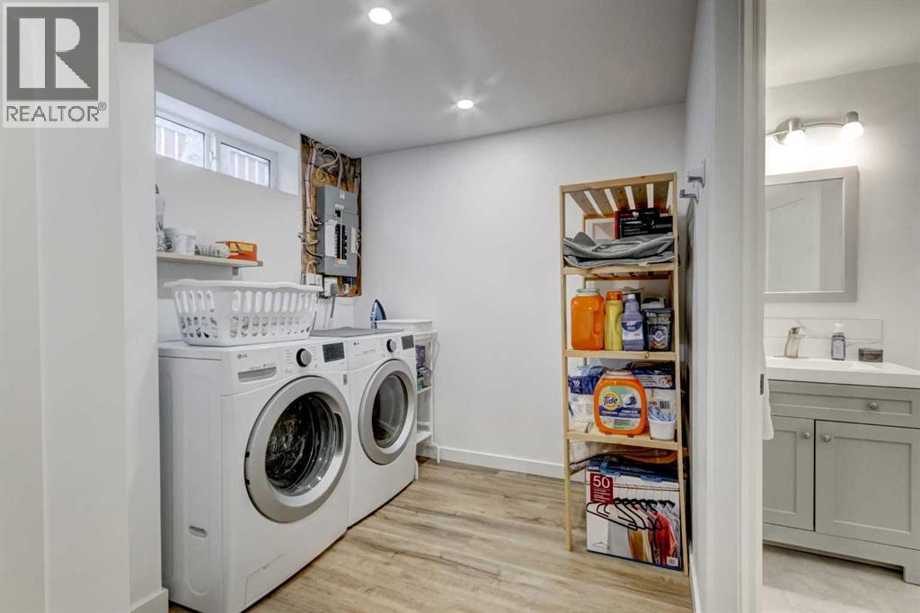 Single Family House for Sale in  Rivercrest Circle SE Riverbend Calgary 