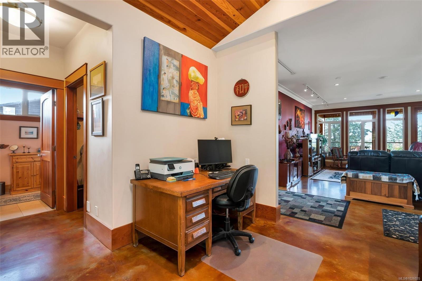 1870 Munsie Rd, Shawnigan Lake