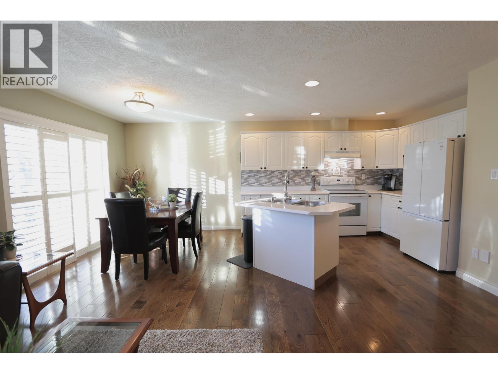 147 6807 WESTGATE AVENUE, Prince George