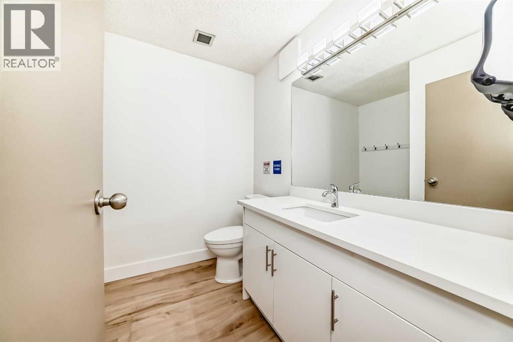 Office for Sale in Lower   Avenue NW Hillhurst Calgary 