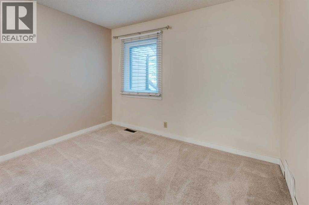 Single Family House for Sale in    Street SW Woodbine Calgary 