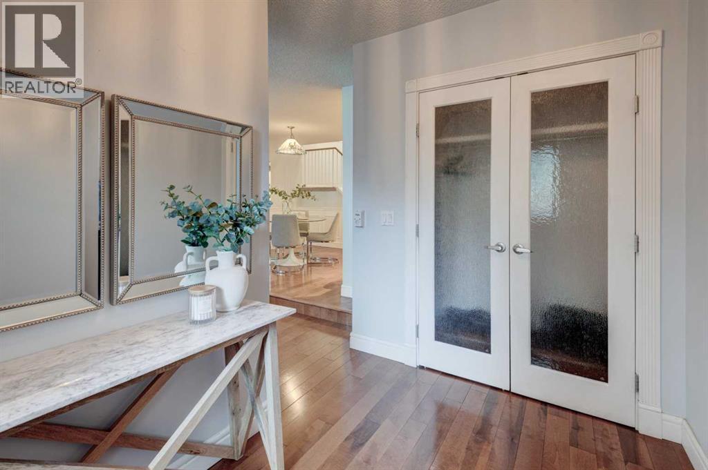 Single Family House for Sale in    Street SW Woodbine Calgary 