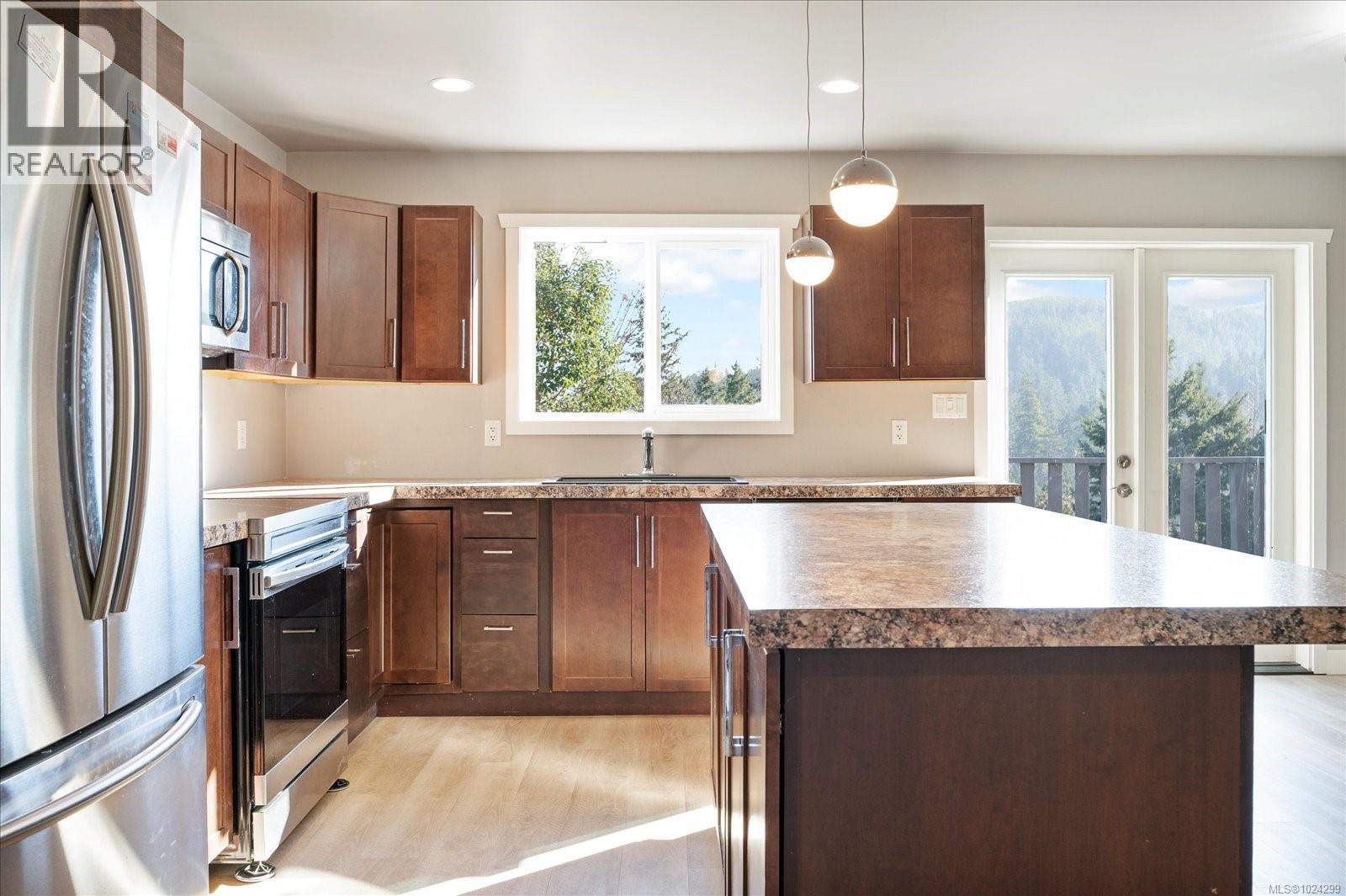 1770 Jay Bell Trail, Qualicum Beach