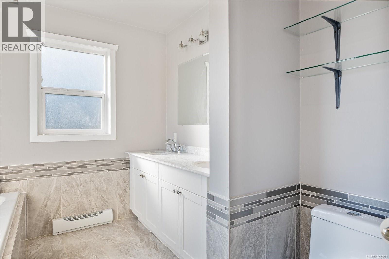 1770 Jay Bell Trail, Qualicum Beach