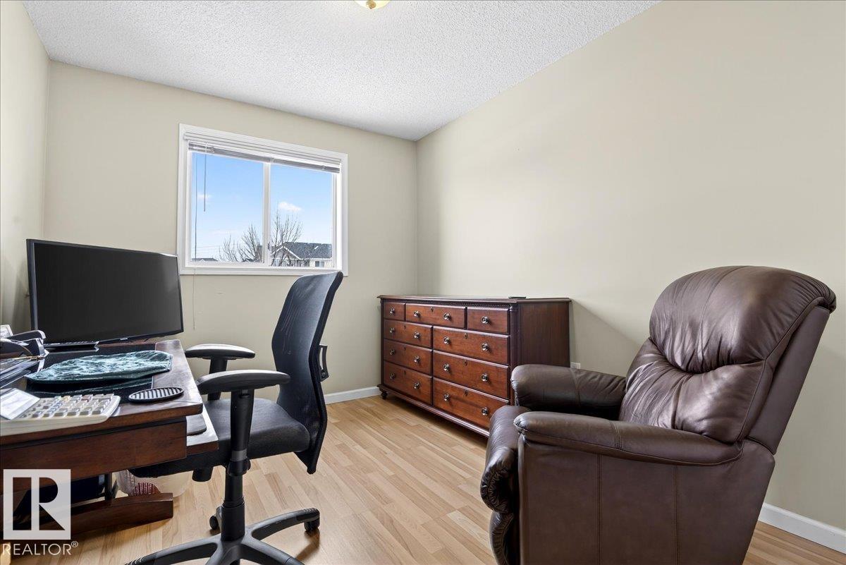 #12 13217 155 AV NW NW - 26