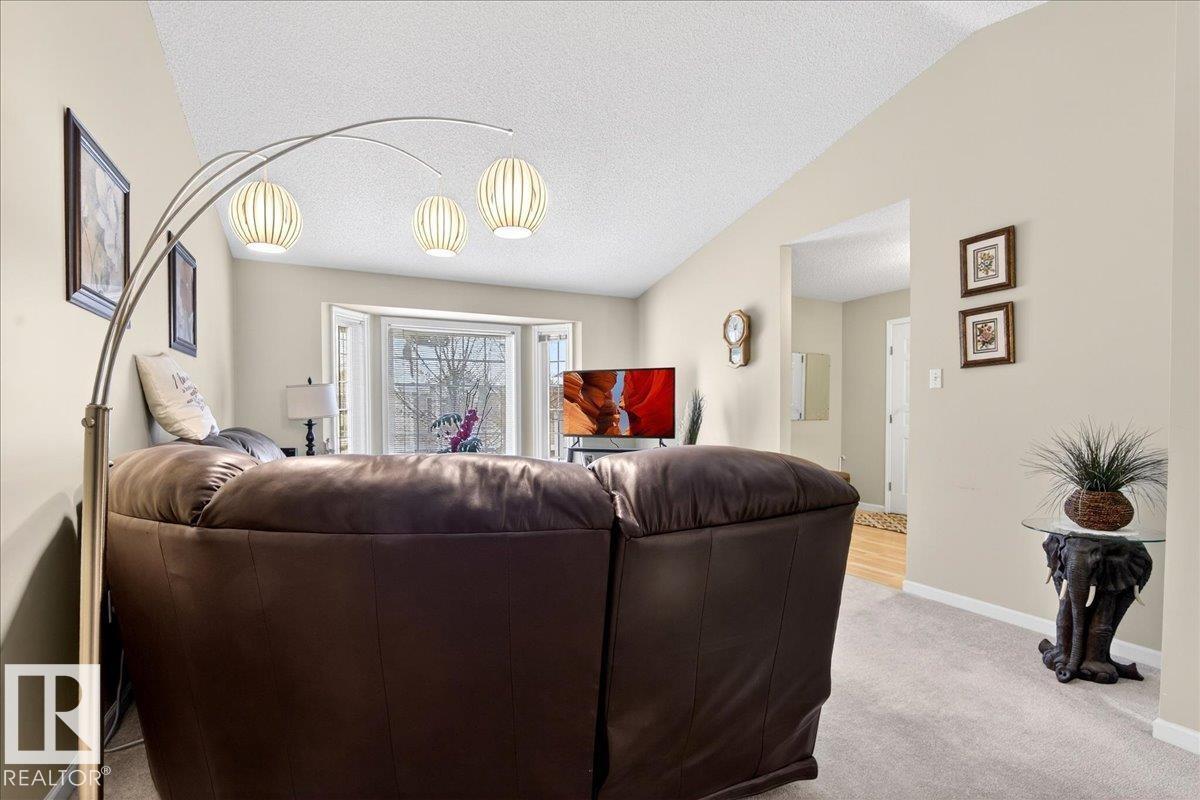 #12 13217 155 AV NW NW - 9