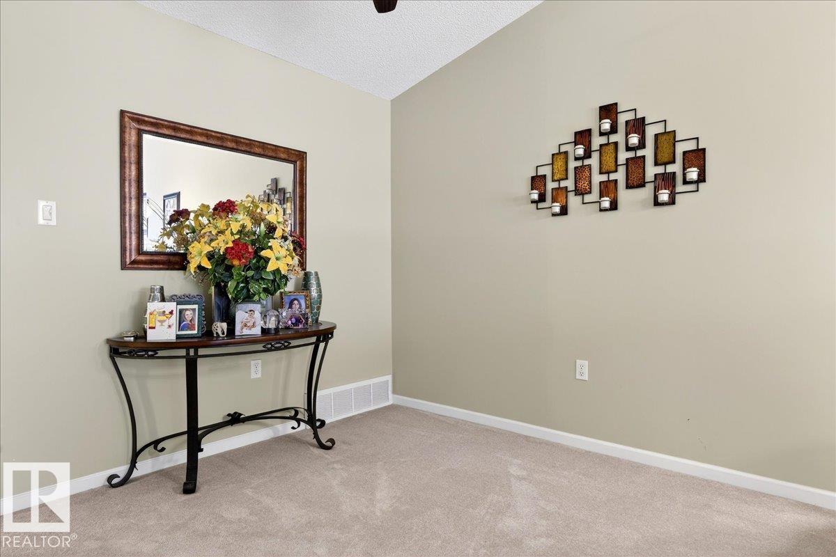 #12 13217 155 AV NW NW - 14