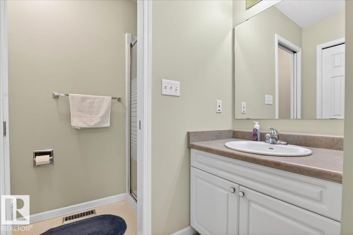 #12 13217 155 AV NW NW - 33