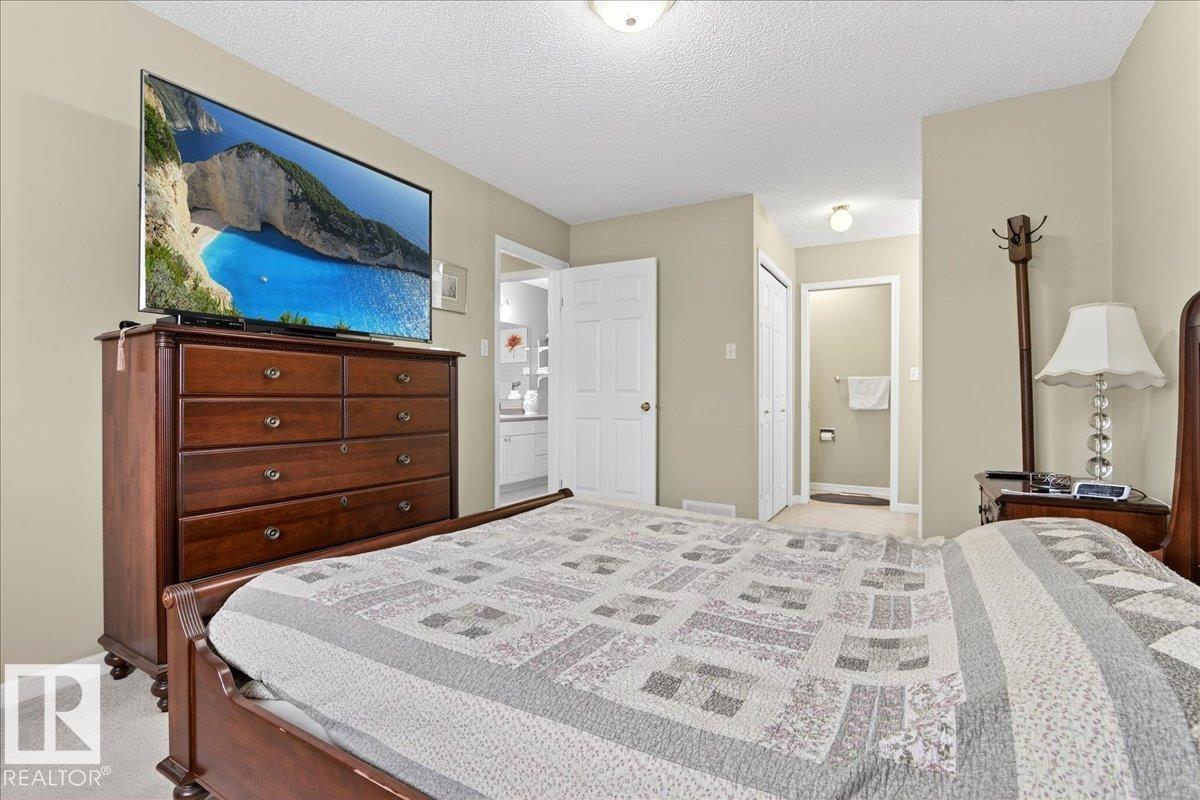#12 13217 155 AV NW NW - 30