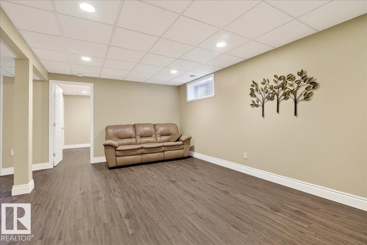 #12 13217 155 AV NW NW - 42