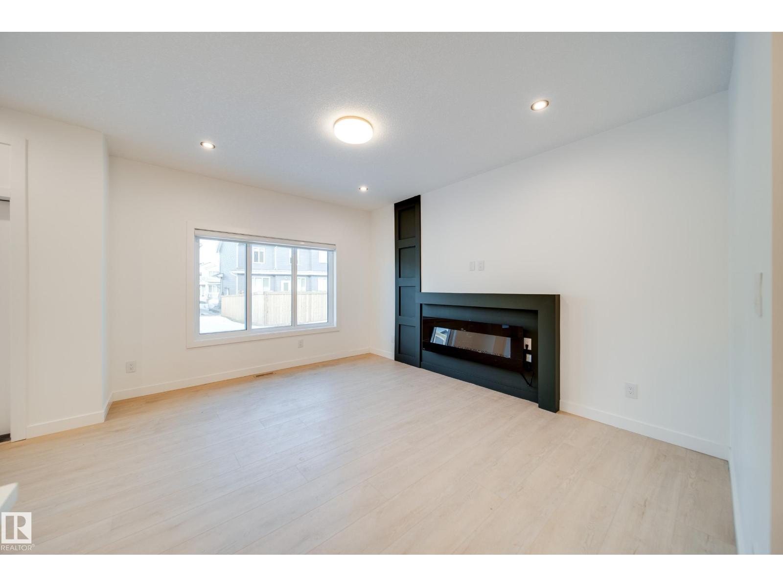 22 BLACKBIRD BN, Fort Saskatchewan