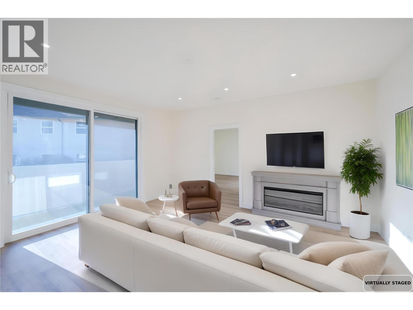 255 Bentgrass Avenue, Oliver