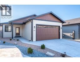  255 Bentgrass Avenue, Oliver