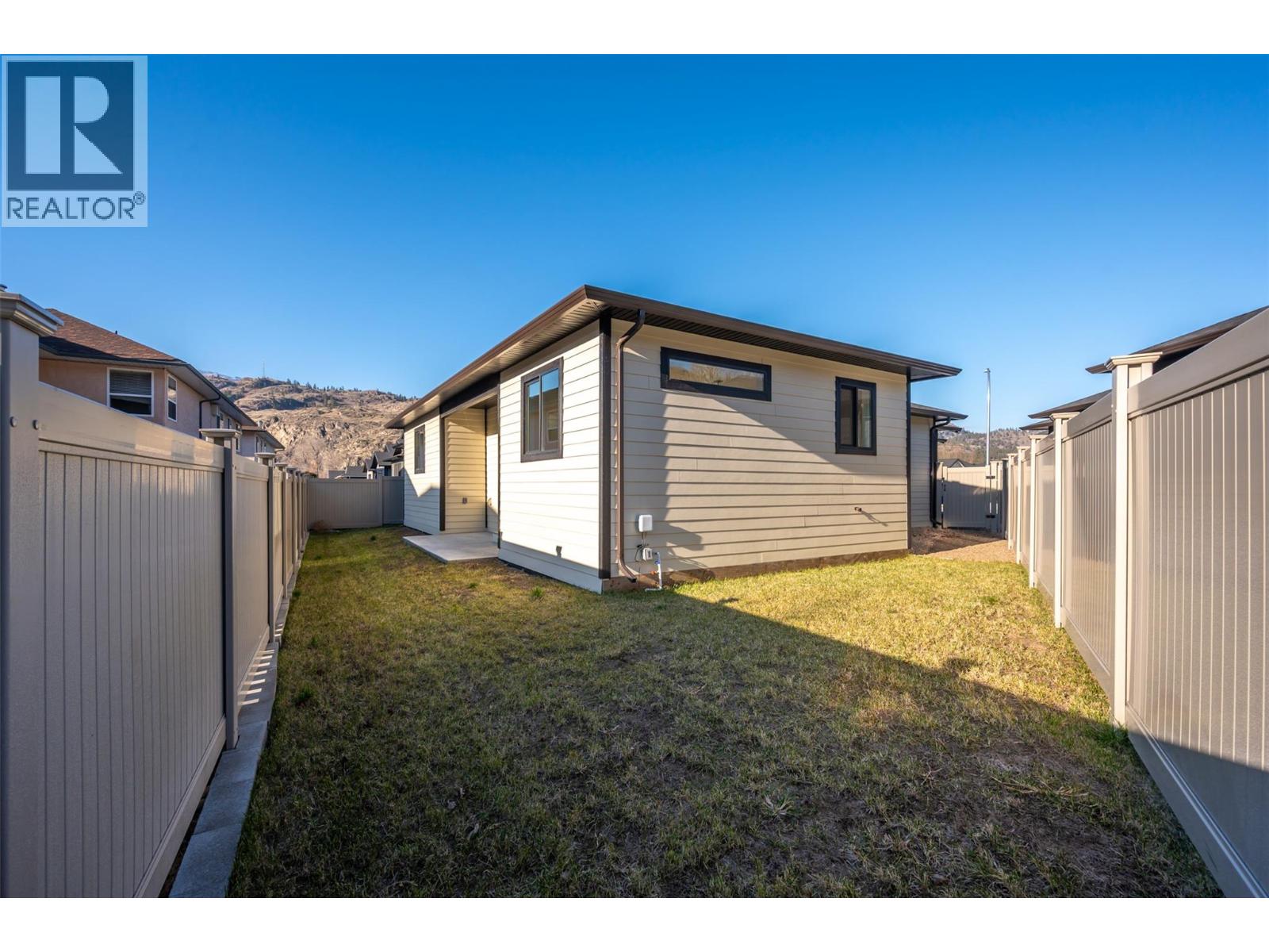 255 Bentgrass Avenue, Oliver