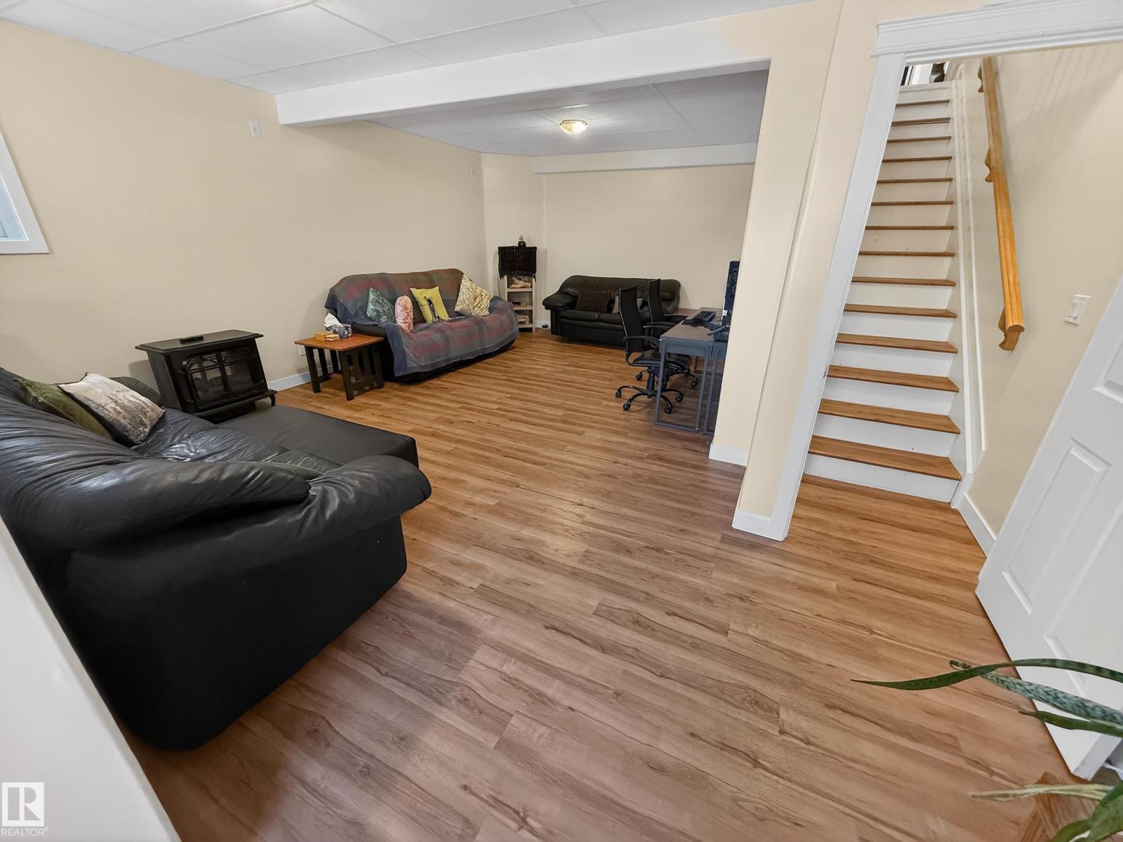 519 WESTERRA BV, Stony Plain