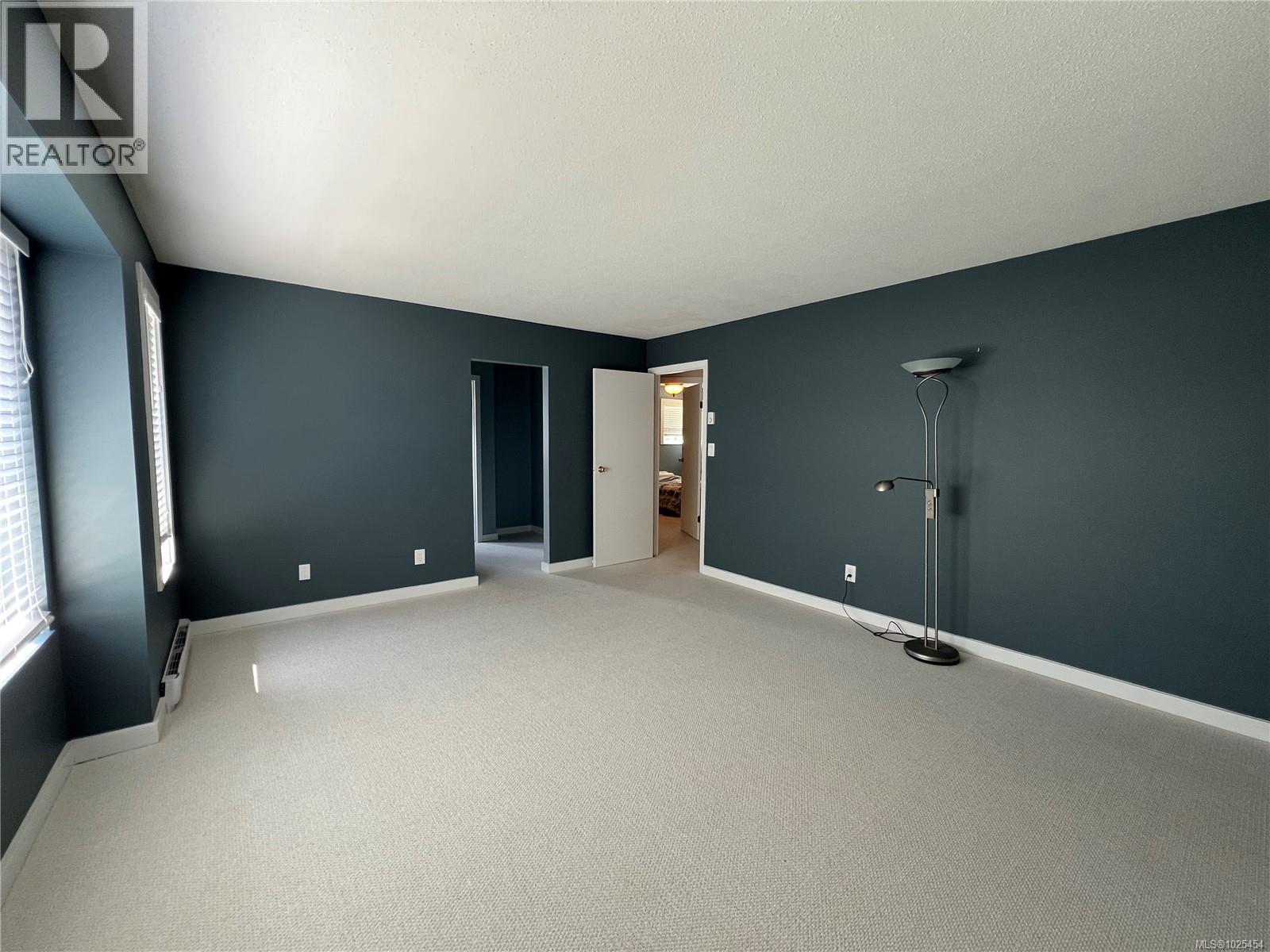 492 CEDAR Cres, Gold River