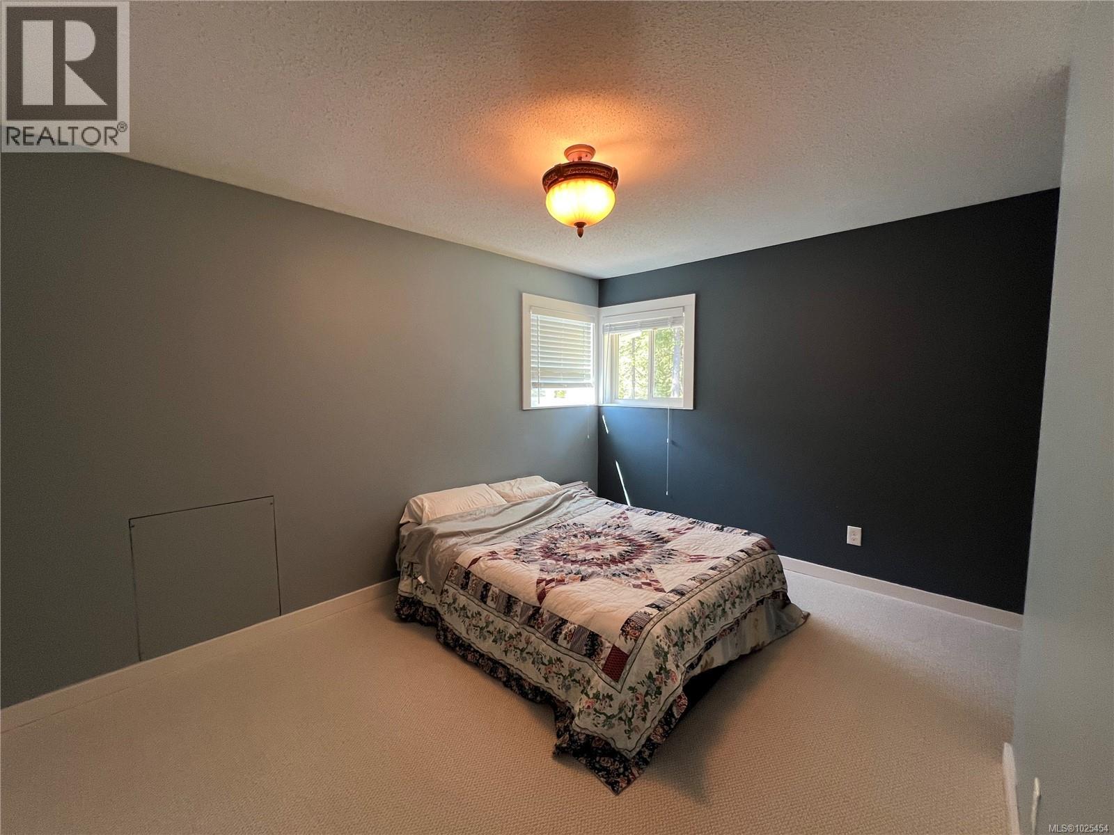 492 CEDAR Cres, Gold River