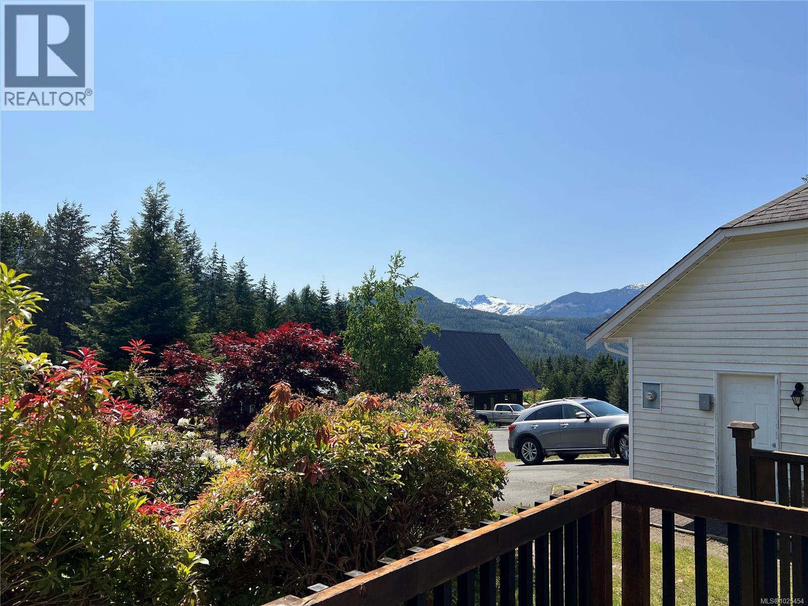 492 CEDAR Cres, Gold River