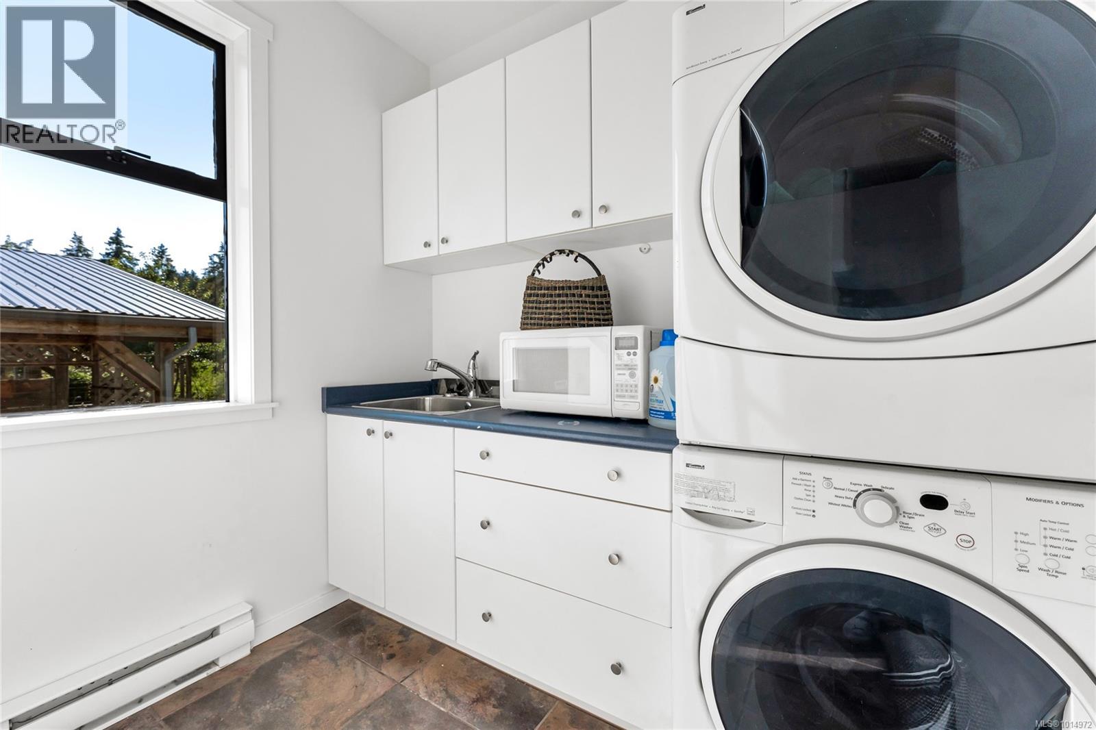  1214 North Beach Road, Salt Spring