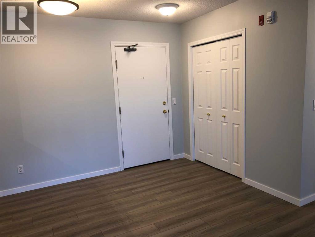 Single Family House for Sale in   Chaparral Ridge Drive SE Chaparral Calgary 