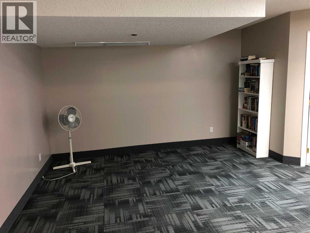 Single Family House for Sale in   Chaparral Ridge Drive SE Chaparral Calgary 