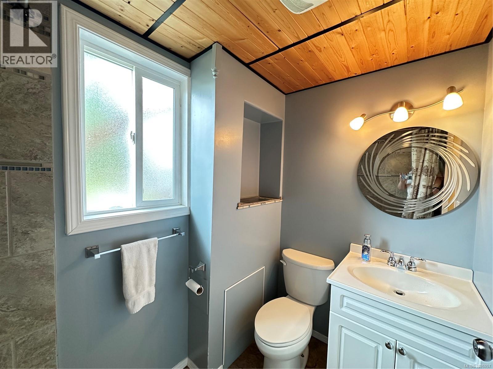 2365 Catala Pl, Port McNeill