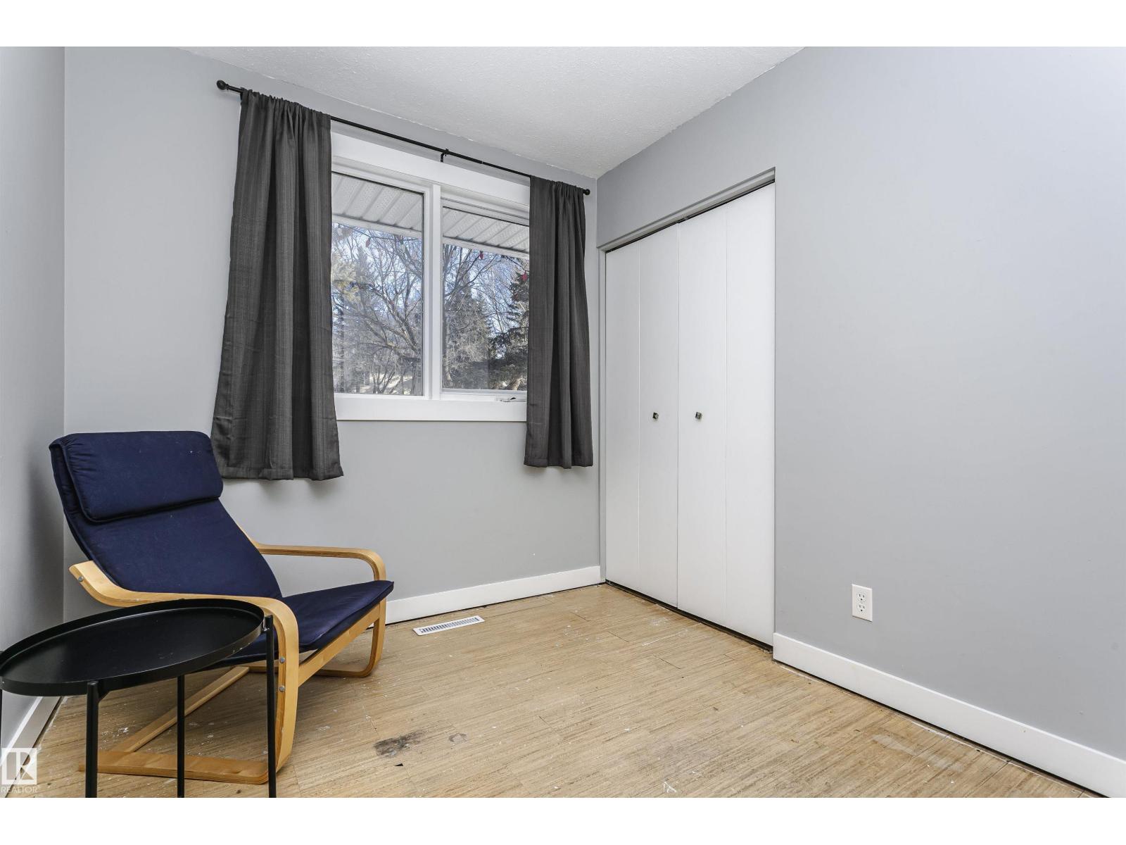 136 Garden RD, St. Albert